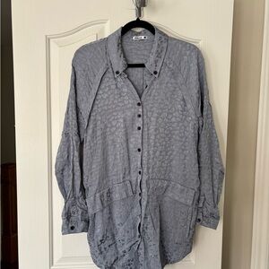 Light Gray Textured Button-Front Blouse
